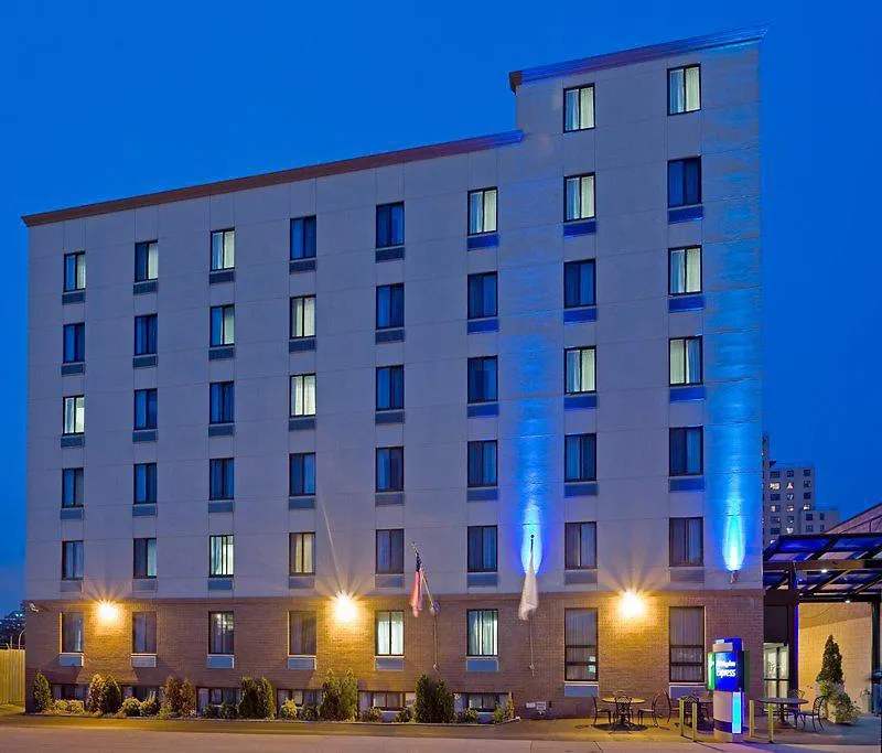 Red Lion Inn And Suites Brooklyn New York United States