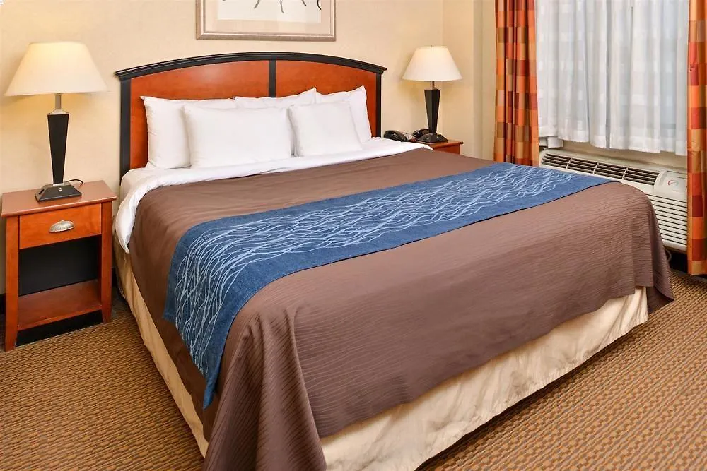 Hotel Red Lion Inn And Suites Brooklyn New York