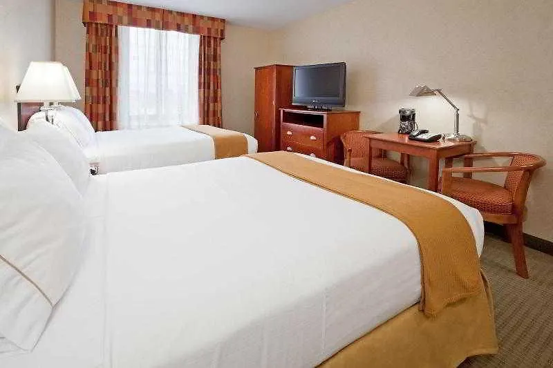 Red Lion Inn And Suites Brooklyn New York