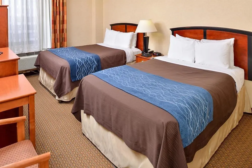 Red Lion Inn And Suites Brooklyn New York Hotel