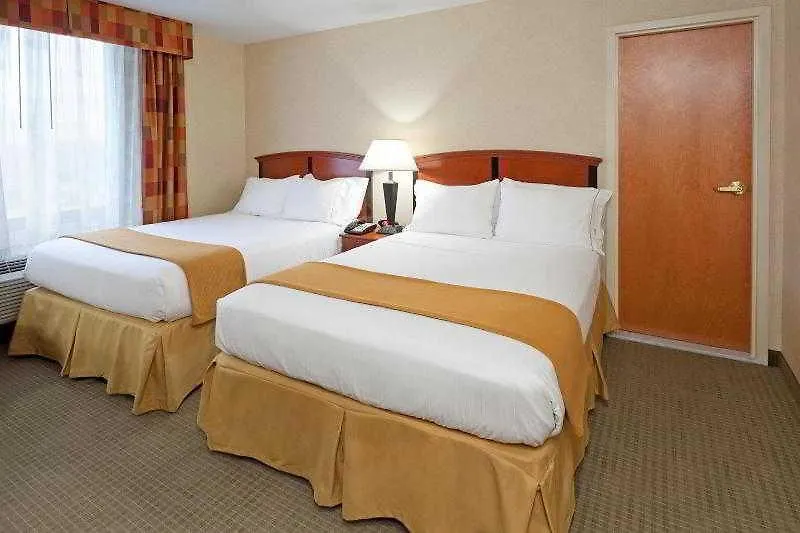 Red Lion Inn And Suites Brooklyn New York