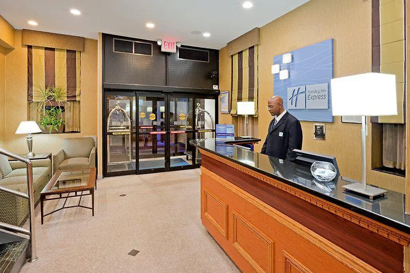 Red Lion Inn And Suites Brooklyn New York 3*,
