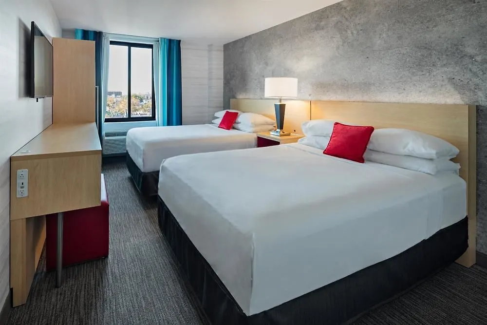 Red Lion Inn And Suites Brooklyn New York 3*,