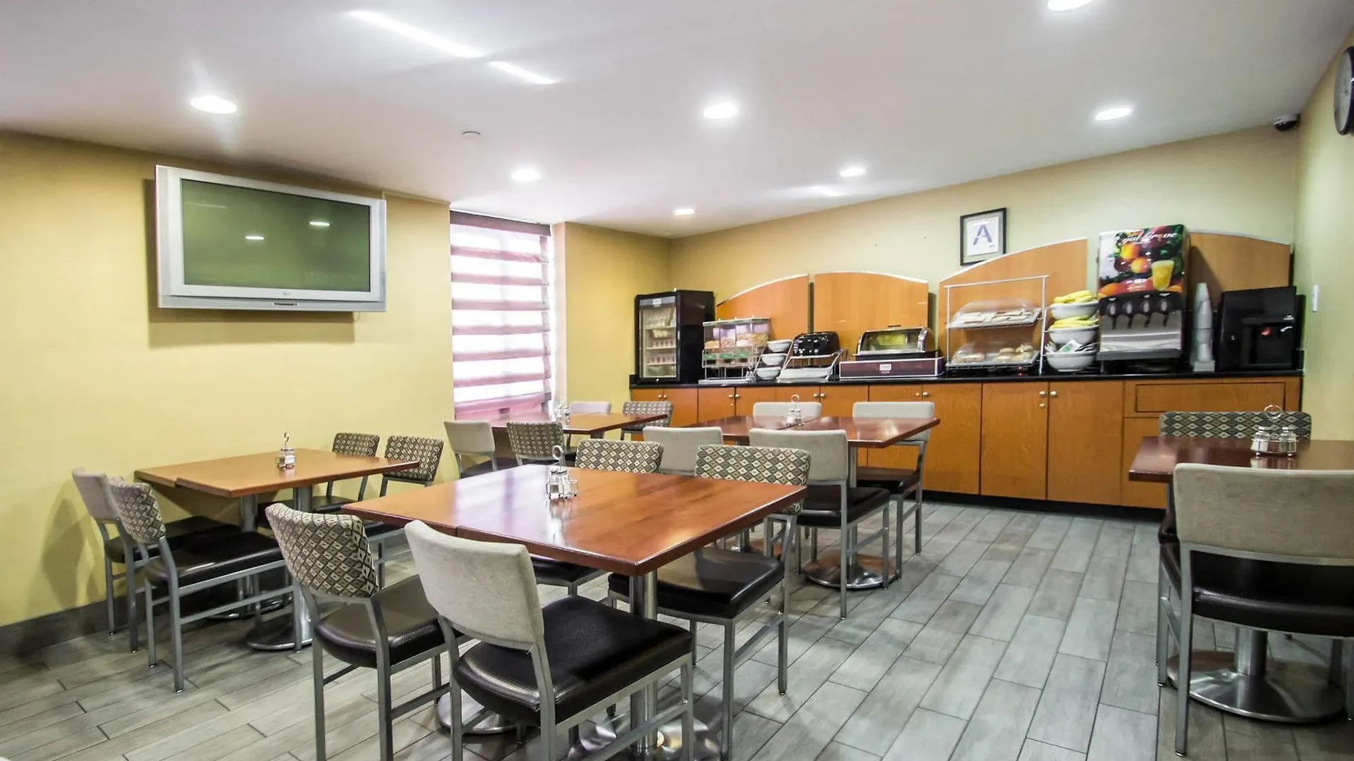 Hotel Red Lion Inn And Suites Brooklyn New York